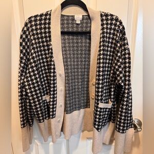 a new day Women's Houndstooth Cardigan - Black and Cream